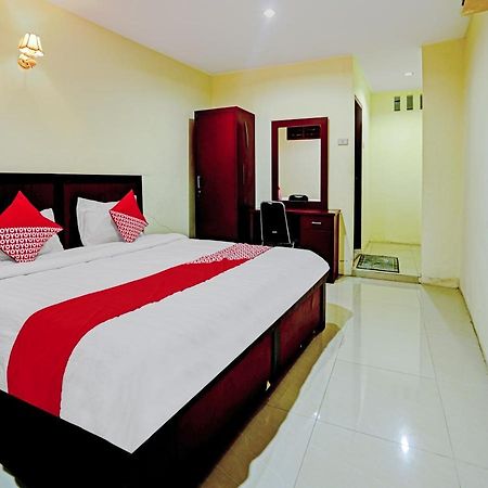 Oyo 90331 Hotel Toba Shanda Parapat Zewnętrze zdjęcie
