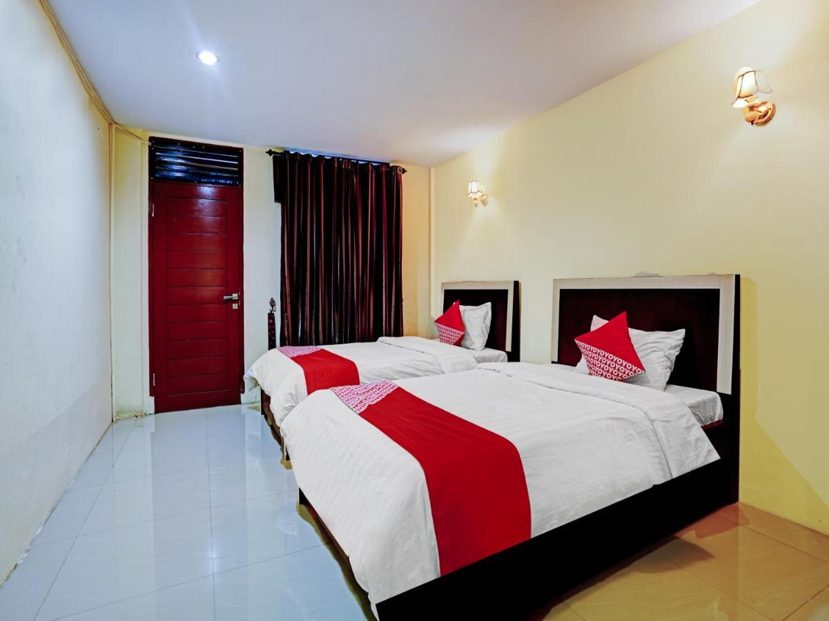 Oyo 90331 Hotel Toba Shanda Parapat Zewnętrze zdjęcie