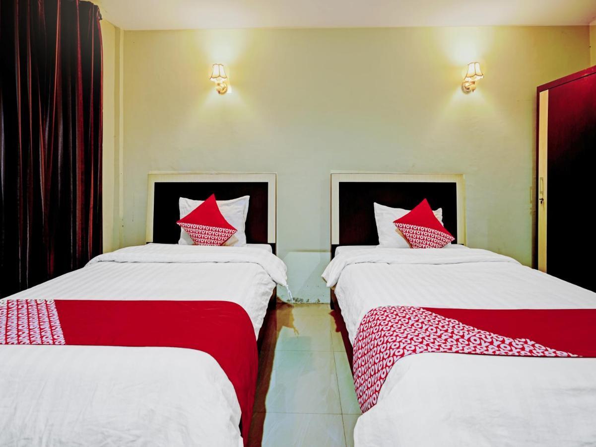 Oyo 90331 Hotel Toba Shanda Parapat Zewnętrze zdjęcie