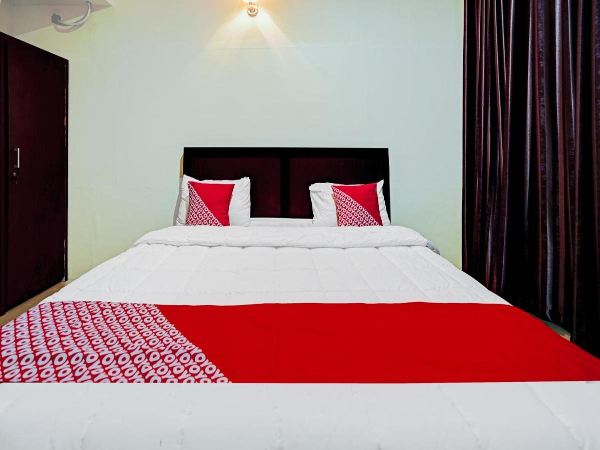 Oyo 90331 Hotel Toba Shanda Parapat Zewnętrze zdjęcie