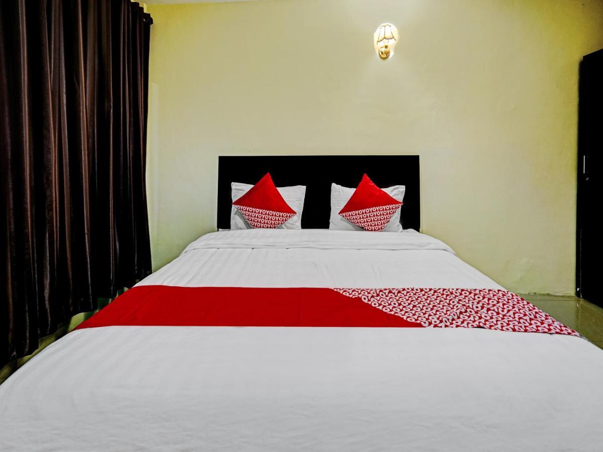 Oyo 90331 Hotel Toba Shanda Parapat Zewnętrze zdjęcie