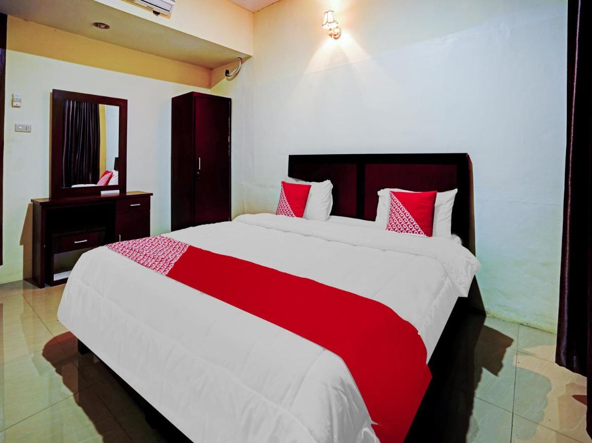 Oyo 90331 Hotel Toba Shanda Parapat Zewnętrze zdjęcie