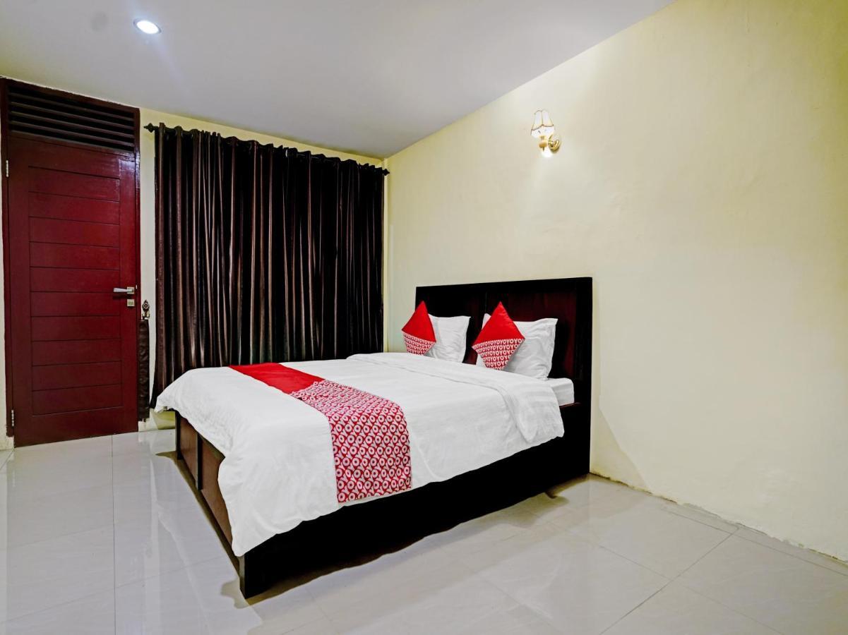 Oyo 90331 Hotel Toba Shanda Parapat Zewnętrze zdjęcie